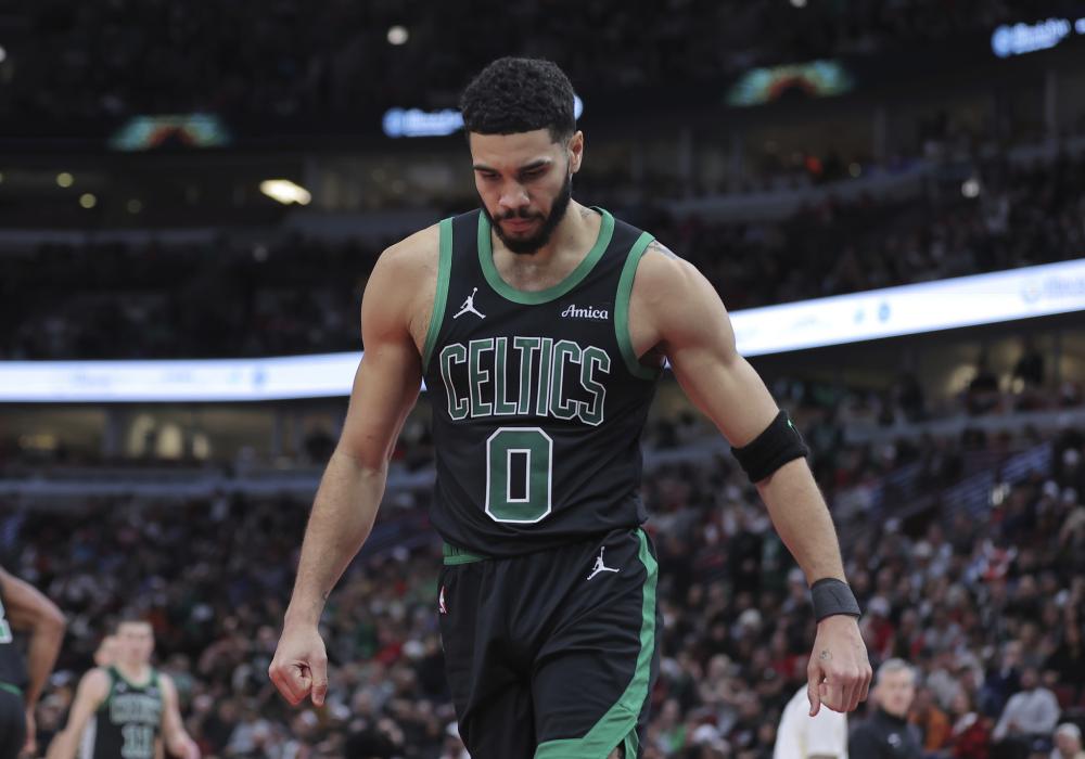 在队内逐渐 在队内逐渐